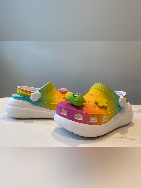CROCS Shoes - Care Bears X Crocs Crush Rainbow Platform Clog - Women’s 8 / Men’s 6.